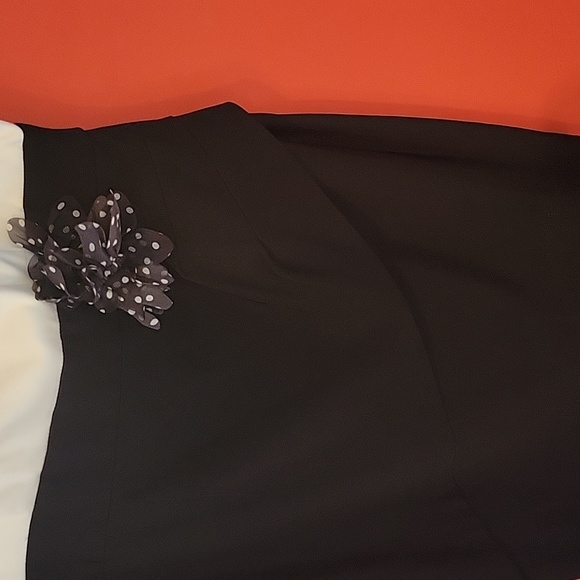 Cocktail/wedding guest or brunch dress! Size 12, worn once. - Picture 3 of 6